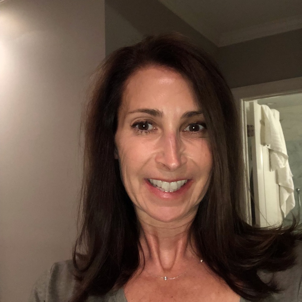 Meet your Posher, Adrienne